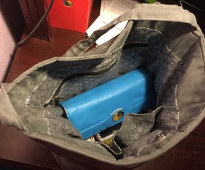 Slouchy bag interior